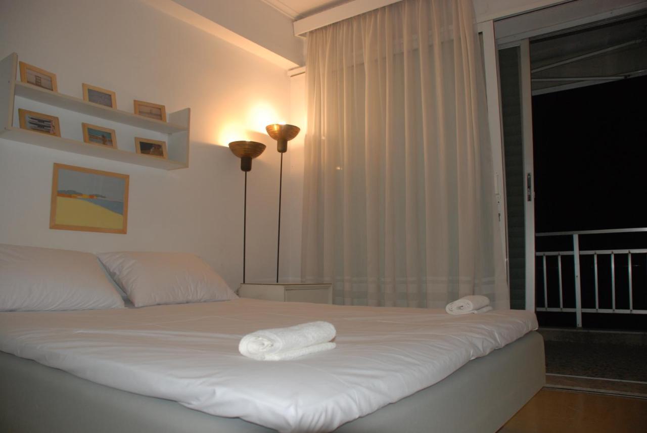Endless Blue, In The Wave Apartment Peraia  Luaran gambar